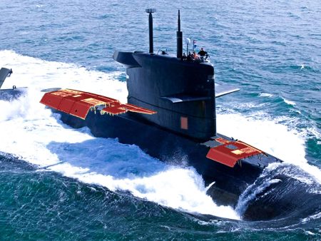 Submarine engineering composite superstructure
